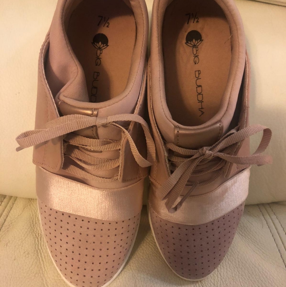 Big Buddha pink shoes
